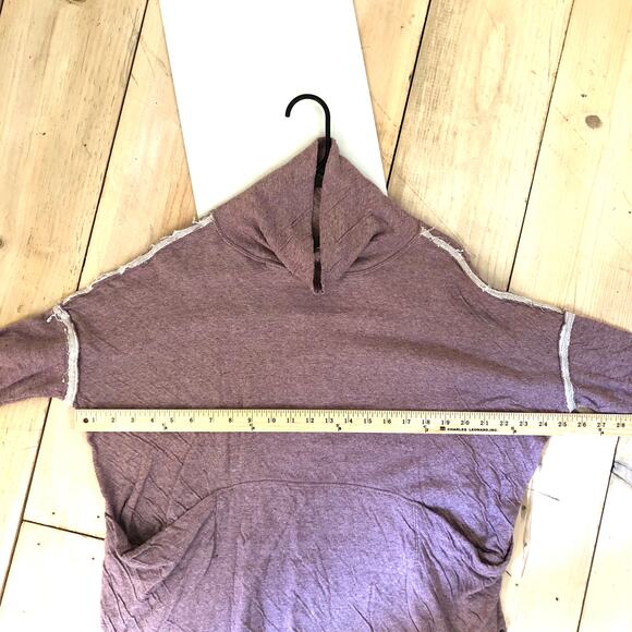 We the Free Free People Women's EUC Oversized Cowl Neck Sweater Pink/Mauve M - Picture 7 of 11